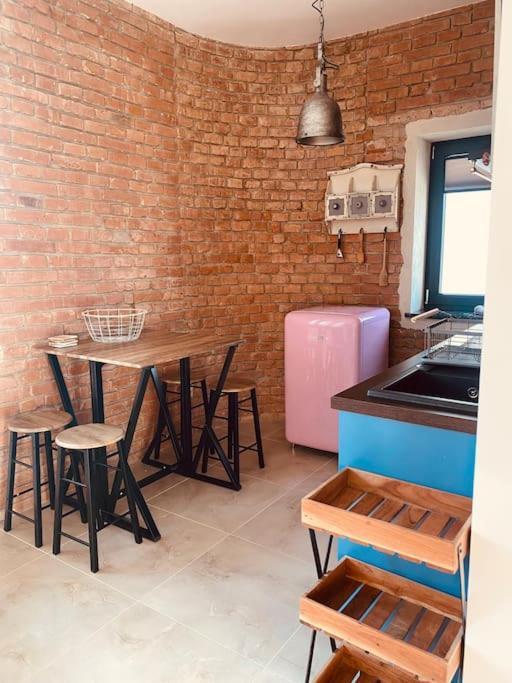 Dvojizbovy Apartman V Blizskom Centre Bardejova Esterno foto